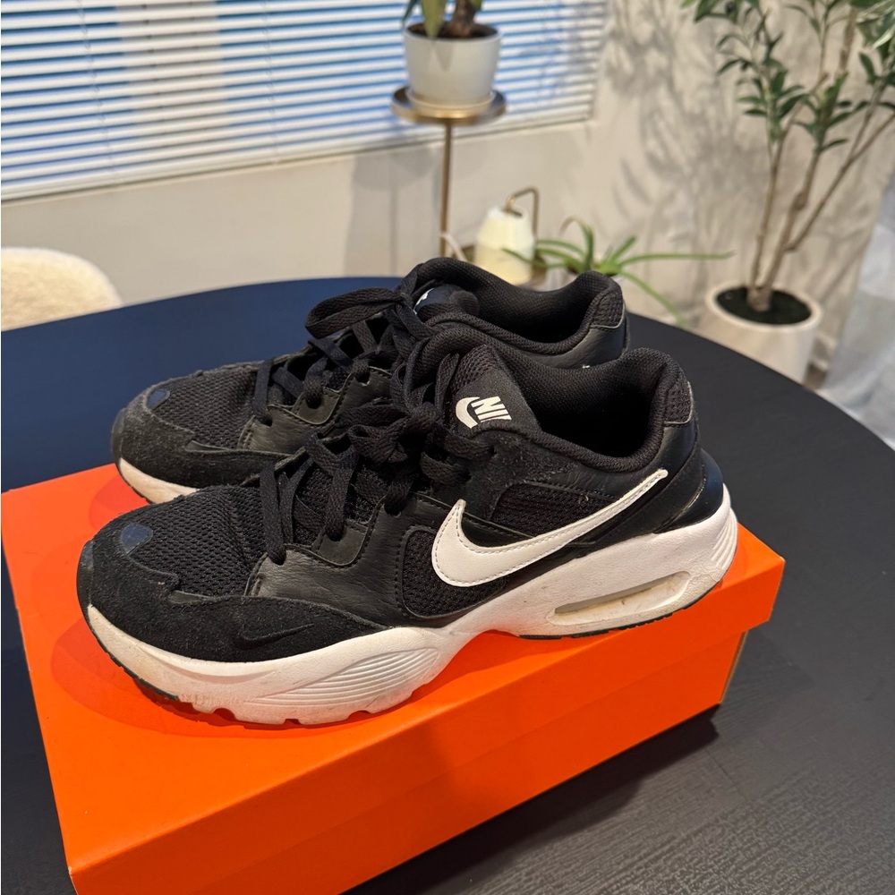 Nike Black and White Sneakers